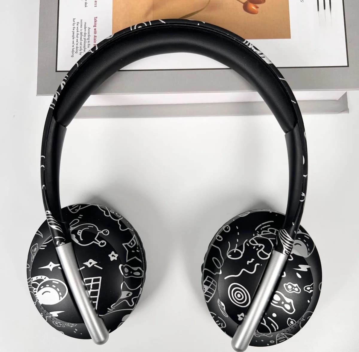 Fone de Ouvido Bluetooth Supra-auricular com Slot para Cartão TF e Conectividade Sem Fio